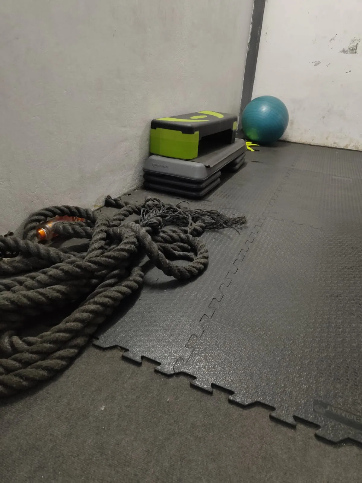 gym equipment